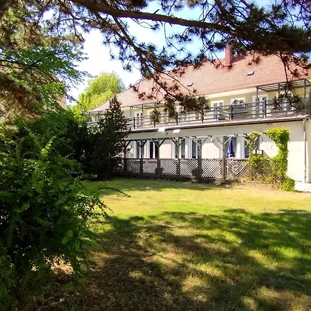 - 2 Schlafzimmer- Balkon Und Parkplatz Görlitz